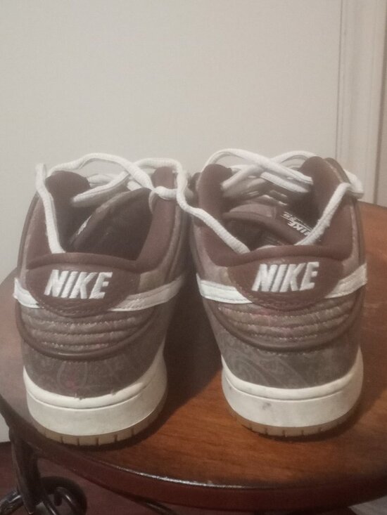 Athletic_Shoes